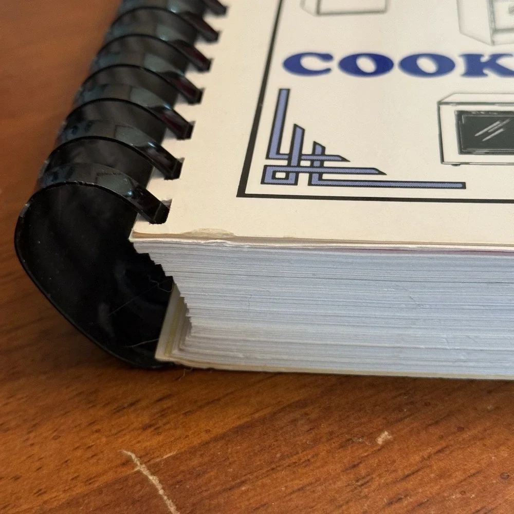 Amana Refrigeration Employee Cookbook Iowa Recipes Spiralbound VTG 1993